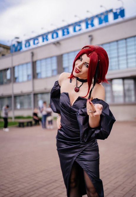 Anya Ichios
