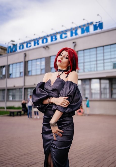 Anya Ichios