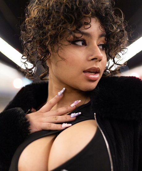 Foto di nudo di fuga di OnlyFans di Jinxluvfil