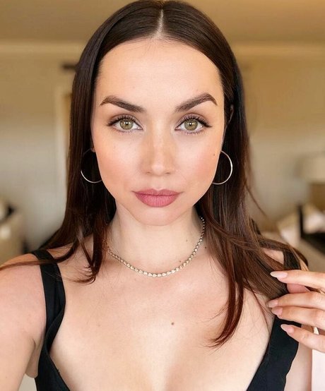 Ana De Armas