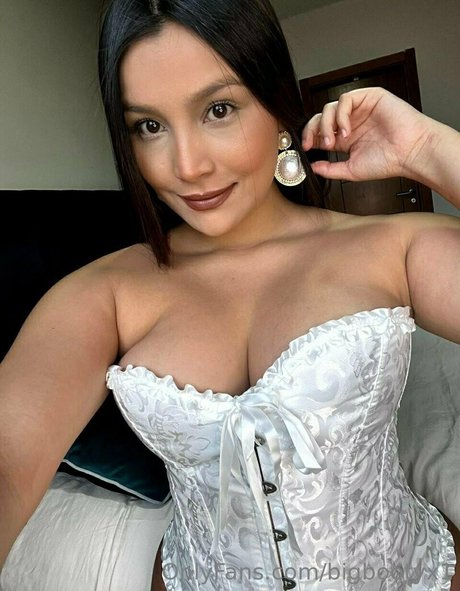 Bigbootyx1