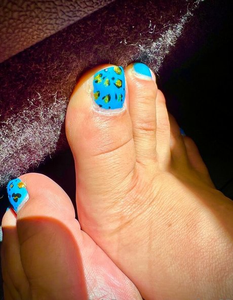 Tgirlfeet35