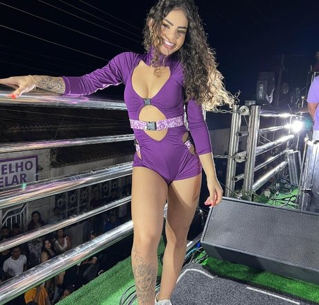 Foto di nudo di fuga di OnlyFans di Rayssa Oliveira