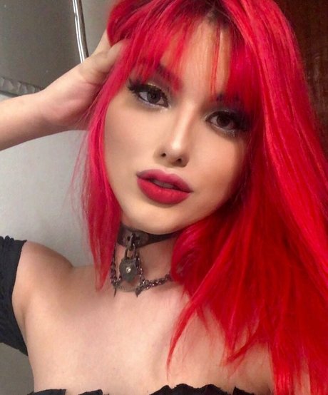 Foto di nudo di fuga di OnlyFans di Angel Bronzony
