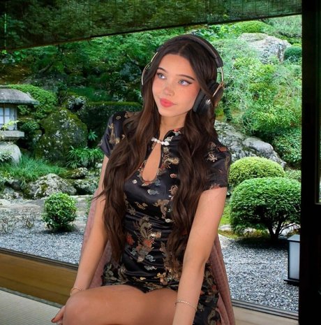 Foto di nudo di fuga di OnlyFans di Lydiaviolet
