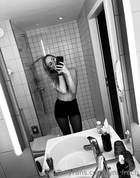 Foto di nudo di fuga di OnlyFans di Ginifrech