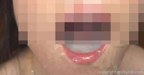 Foto di nudo di fuga di OnlyFans di Milkycatcom