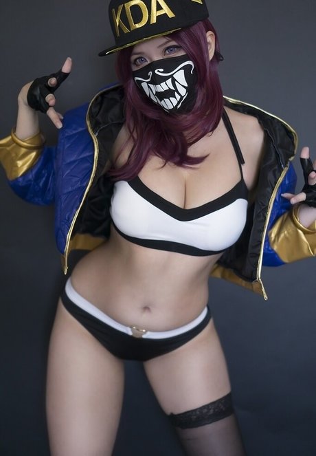 Elina Yi