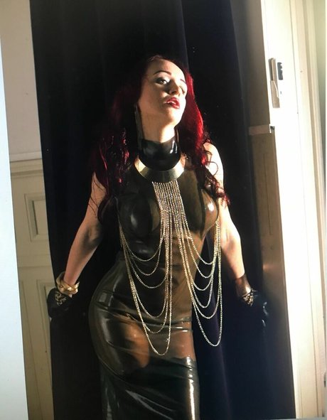 Foto di nudo di fuga di OnlyFans di Mistresslfatale