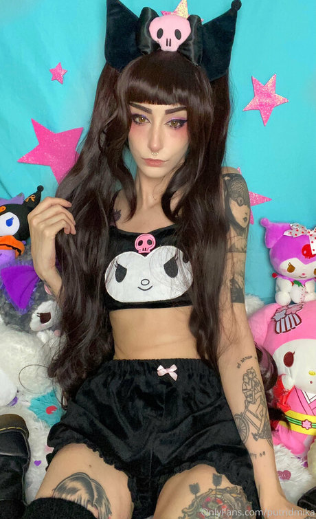 Foto di nudo di fuga di OnlyFans di Putridmika