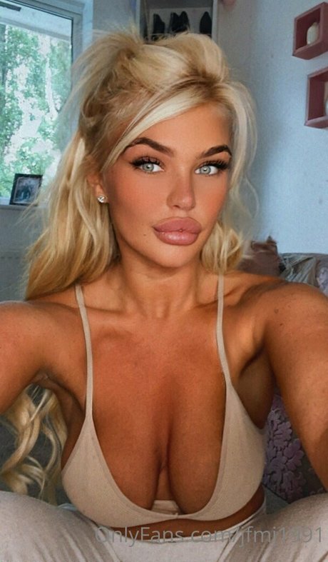 Foto di nudo di fuga di OnlyFans di Jessica Jensen