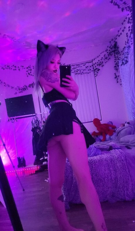 Foto di nudo di fuga di OnlyFans di Fawkslily