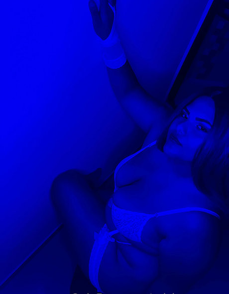 Foto di nudo di fuga di OnlyFans di Prisharamana