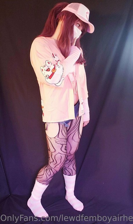 Lewdfemboyairhead