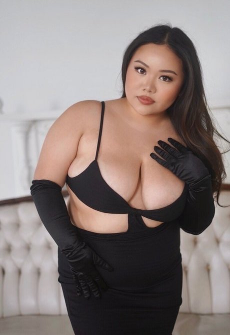 Curvy Goddesses