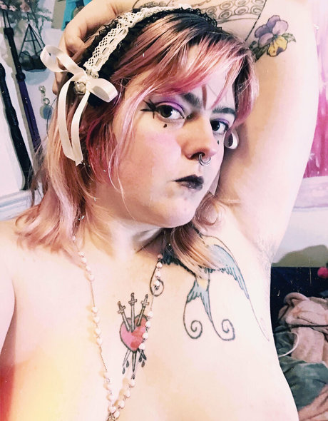 Enchantingaleister