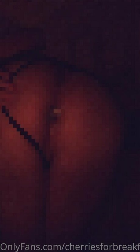 Foto di nudo di fuga di OnlyFans di Cherriesforbreakfast