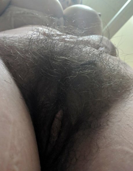 Foto di nudo di fuga di OnlyFans di My Dads Wife