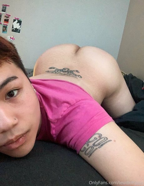 Foto di nudo di fuga di OnlyFans di Lewdkittyyyy