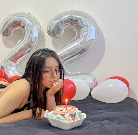 Foto di nudo di fuga di OnlyFans di Hellen Duarte