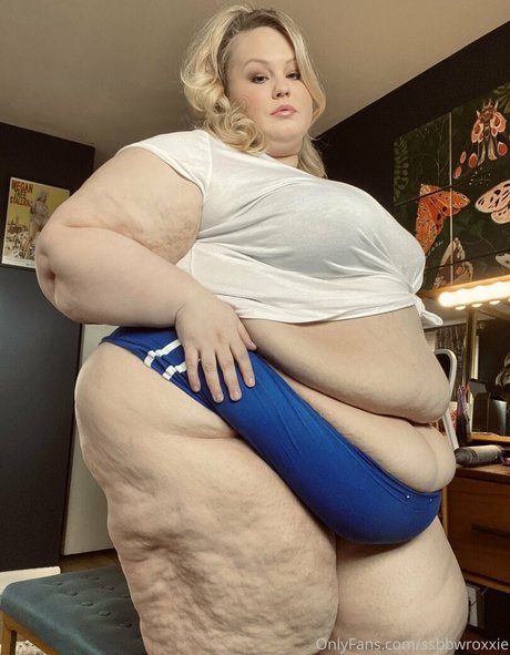 Foto di nudo di fuga di OnlyFans di Ssbbwroxxie