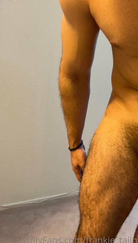 Foto di nudo di fuga di OnlyFans di Frankietajin