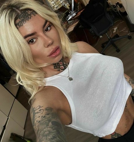 Foto di nudo di fuga di OnlyFans di Ellis Cooper