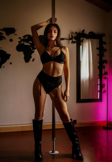 Foto di nudo di fuga di OnlyFans di Rosedomi