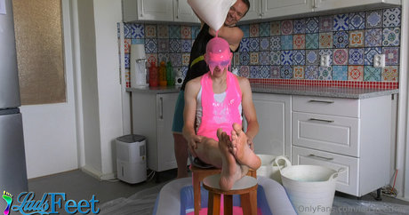 Ladsfeetfree