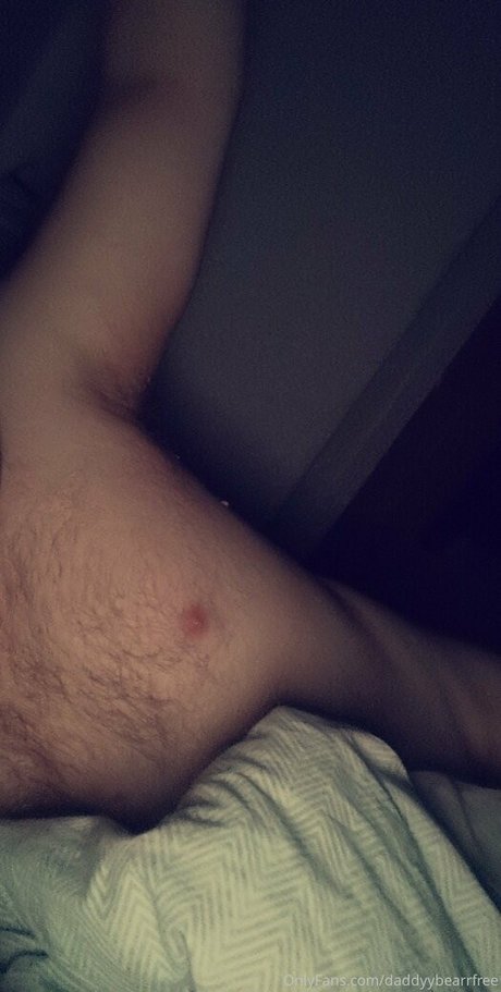 Foto di nudo di fuga di OnlyFans di Daddyybearrfree