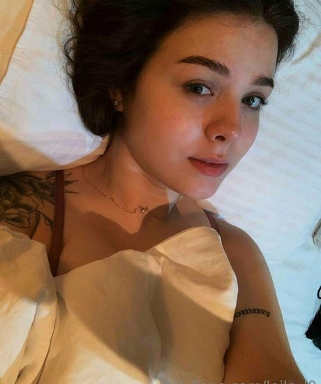 Foto di nudo di fuga di OnlyFans di Leilal0