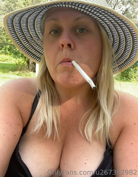 Foto di nudo di fuga di OnlyFans di Smokybrookeb
