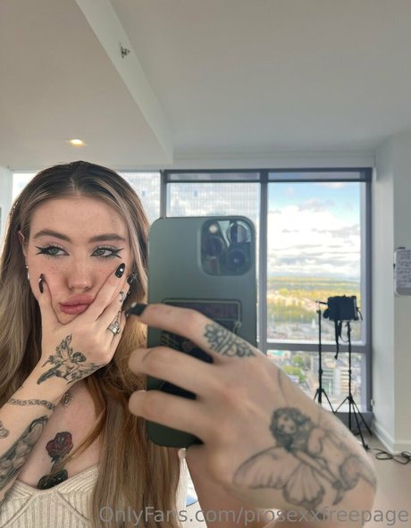 Foto di nudo di fuga di OnlyFans di Prosexxbaby