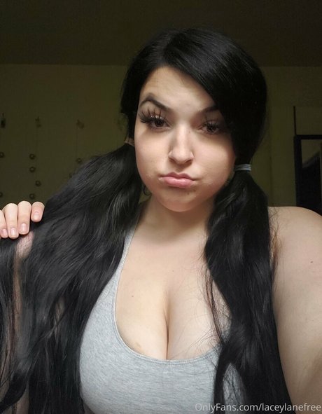 Foto di nudo di fuga di OnlyFans di Laceylanefree