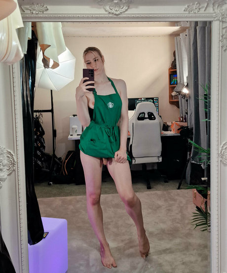 Foto di nudo di fuga di OnlyFans di Oliviarobin
