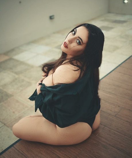 Foto di nudo di fuga di OnlyFans di Gii Grande Giigrande