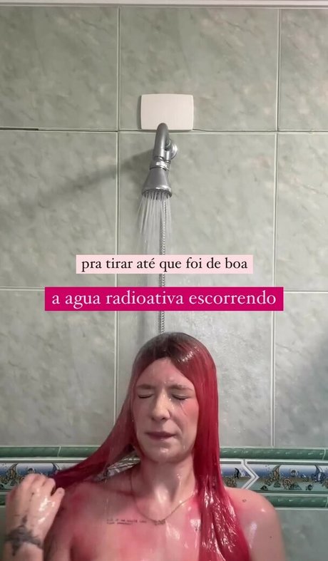 Foto di nudo di fuga di OnlyFans di Carol Camargo