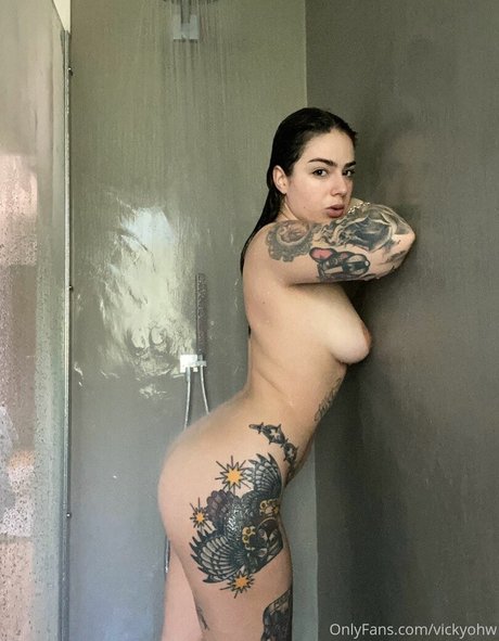Foto di nudo di fuga di OnlyFans di Francesca Vicari
