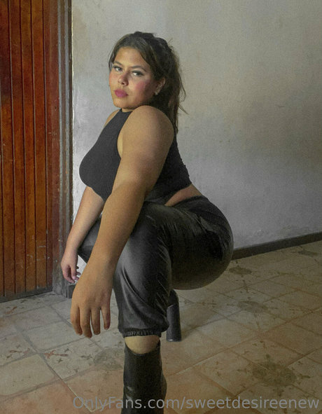 Foto di nudo di fuga di OnlyFans di Sweetdesireenew