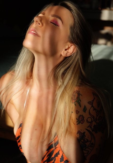 Foto di nudo di fuga di OnlyFans di Kochanius