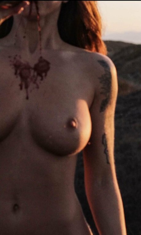Foto di nudo di fuga di OnlyFans di Lumiray