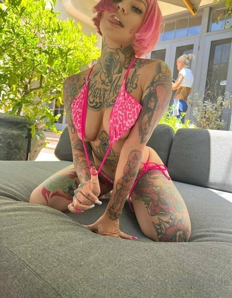 Foto di nudo di fuga di OnlyFans di Pinksuicide