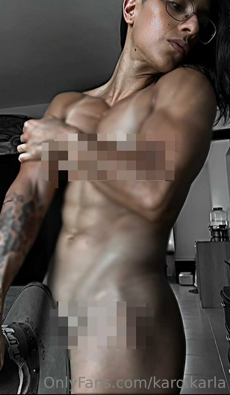 Foto di nudo di fuga di OnlyFans di Elikfitnesscouple