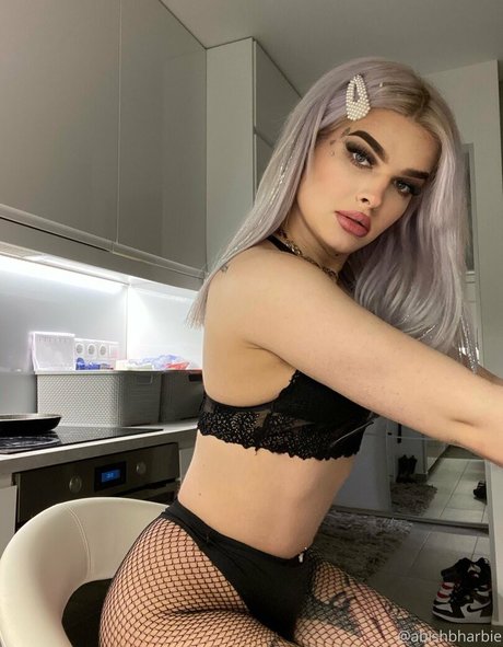 Foto di nudo di fuga di OnlyFans di Abishbharbie