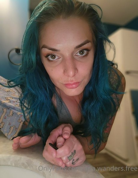 Ariawandersfree
