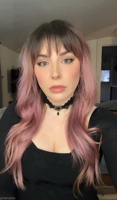 Foto di nudo di fuga di OnlyFans di Mary Kish