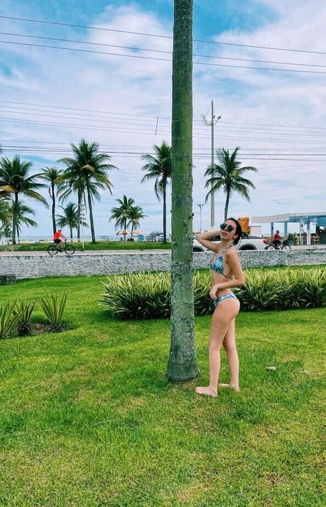 Foto di nudo di fuga di OnlyFans di Maria Isadora