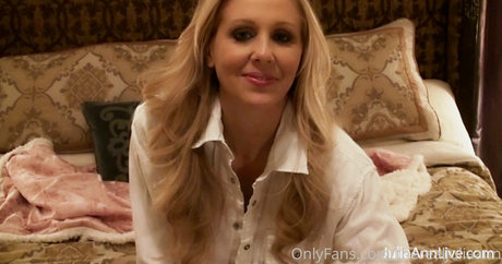 Therealjuliaann