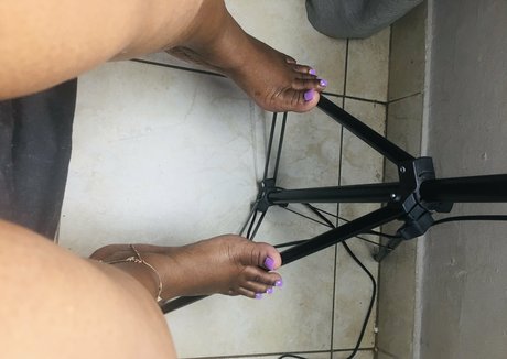 Foto di nudo di fuga di OnlyFans di Milkshakesamme