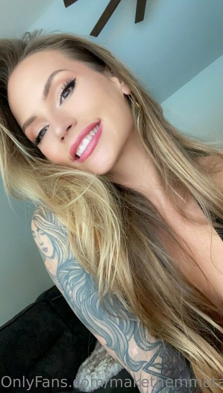 Foto di nudo di fuga di OnlyFans di Makethemmetal